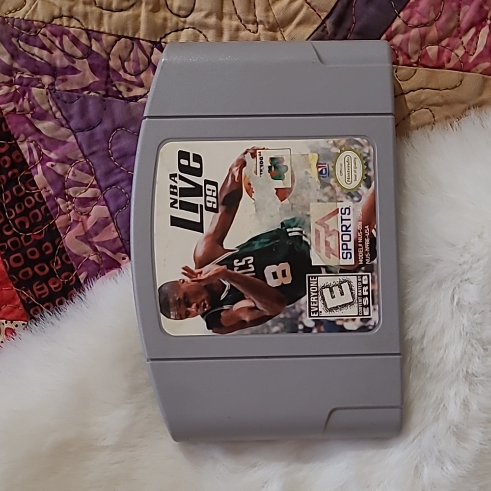 N64 Nintendi 64 NBA Basketball Live 1999 Vintage Video Game